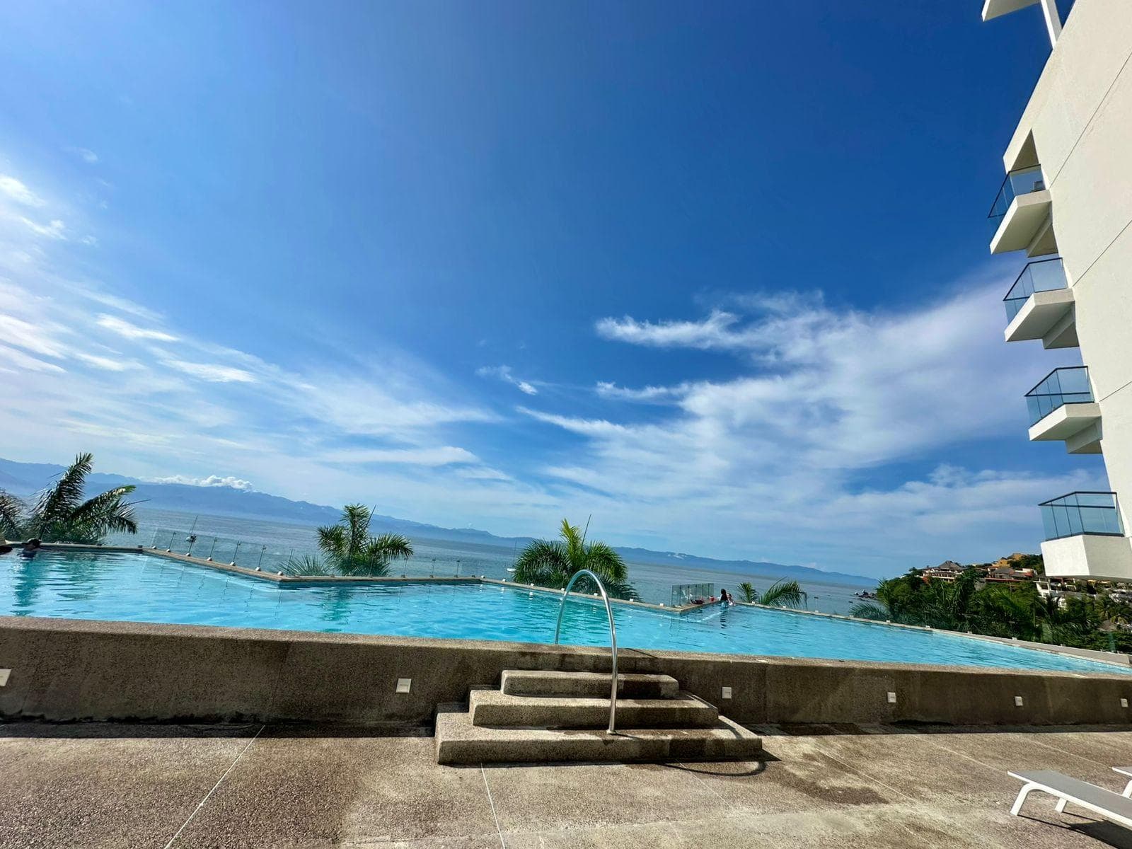 Estudio en Renta Amueblado en Zantamar – A Pie de Playa Cruz de Huanacaxtle - 1