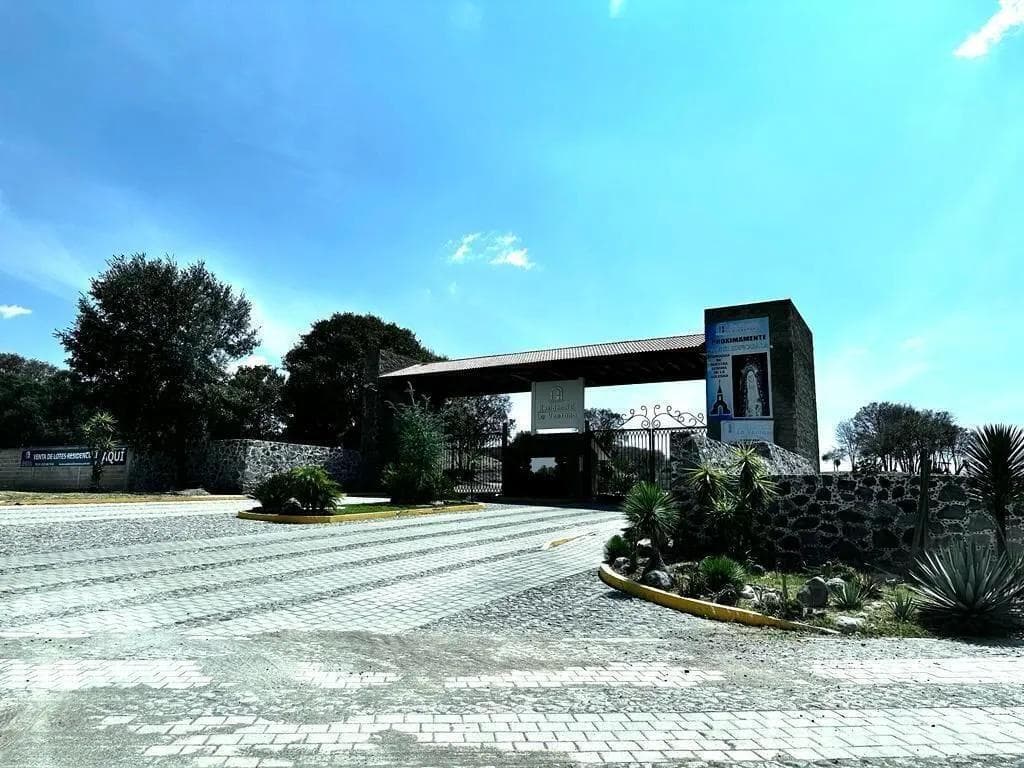 VENTA TERRENO DE 714.62M2 EN HARAS, AMOZOC, PUEBLA - 1