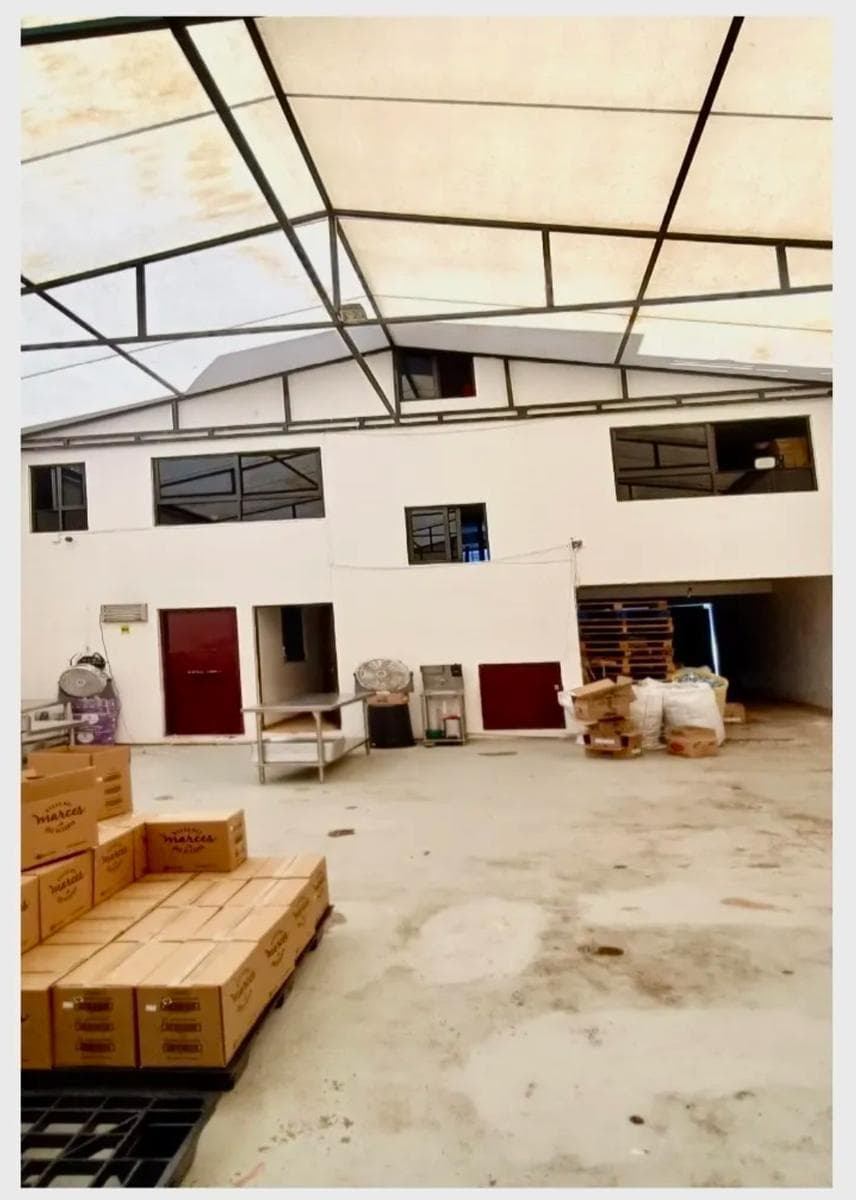 VENTA DE BODEGA INDUSTRIAL EN SAN PEDRO MÁRTIR! - 1