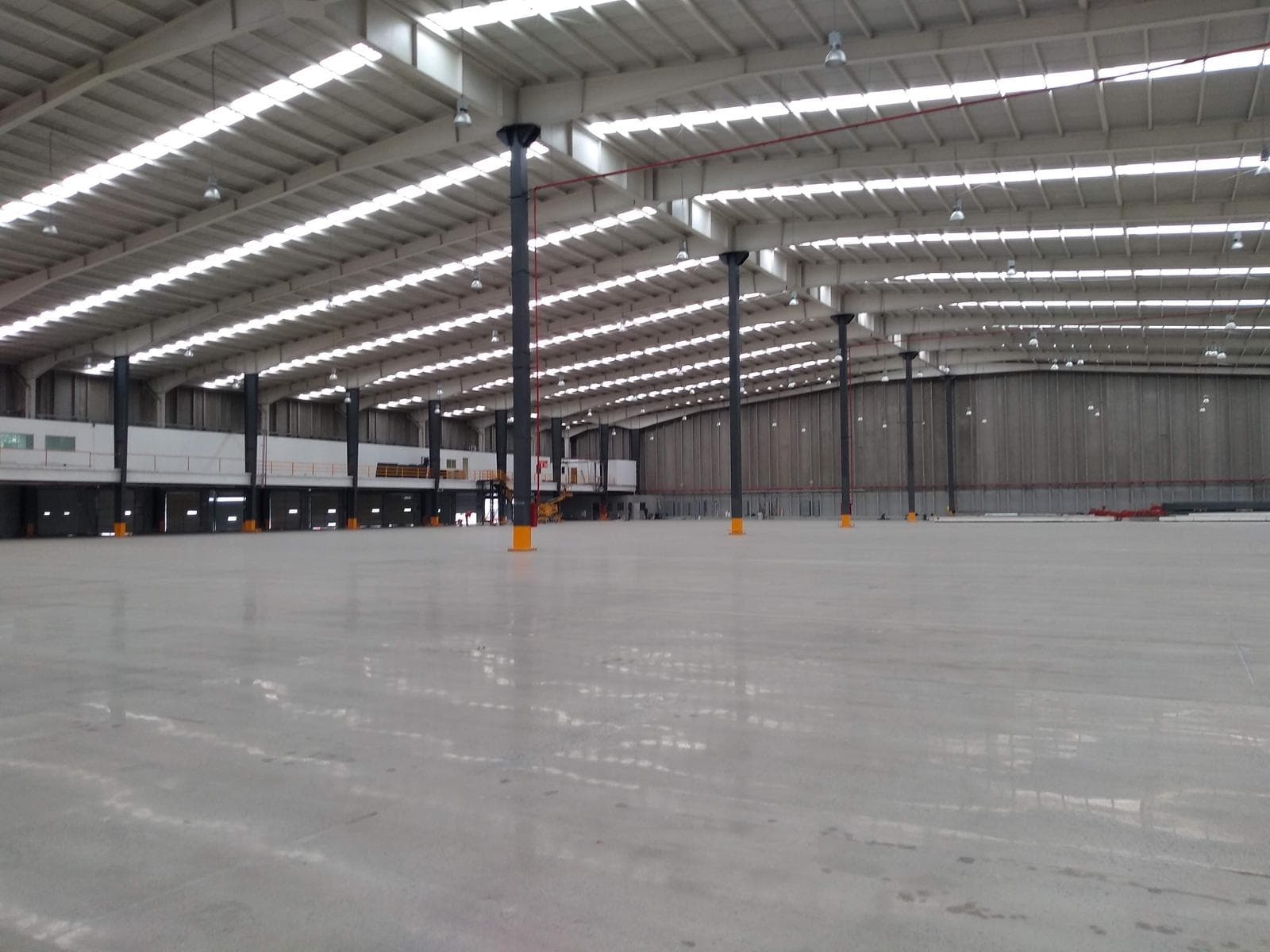 Bodega en renta de 20,000 m2 en Tlalnepantla - 1