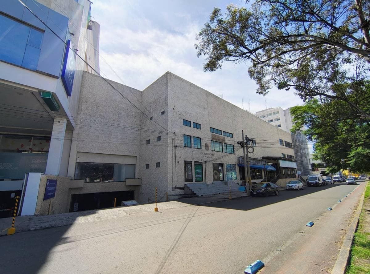 Local en renta ideal para oficinas, Centro de negocios, San Manuel, Puebla - 1