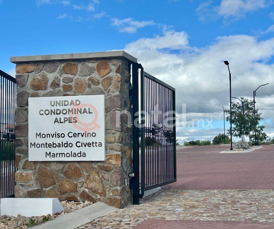 TERRENO CIVETTA CIUDAD MADERAS LAGOS MORENO VENTA - 1