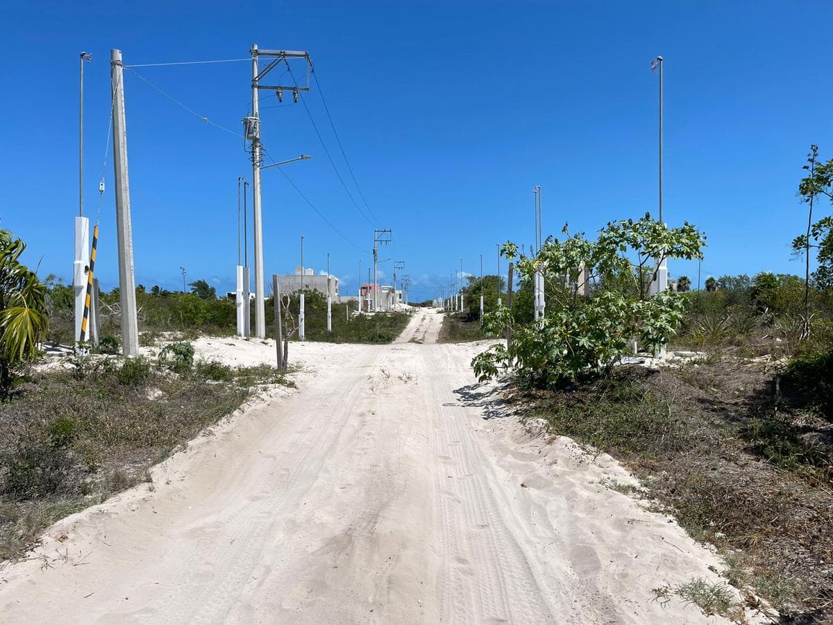 Terreno en venta en la playa , Mérida, Carr. Chicxulub-Telchac KM 24.5 - 1