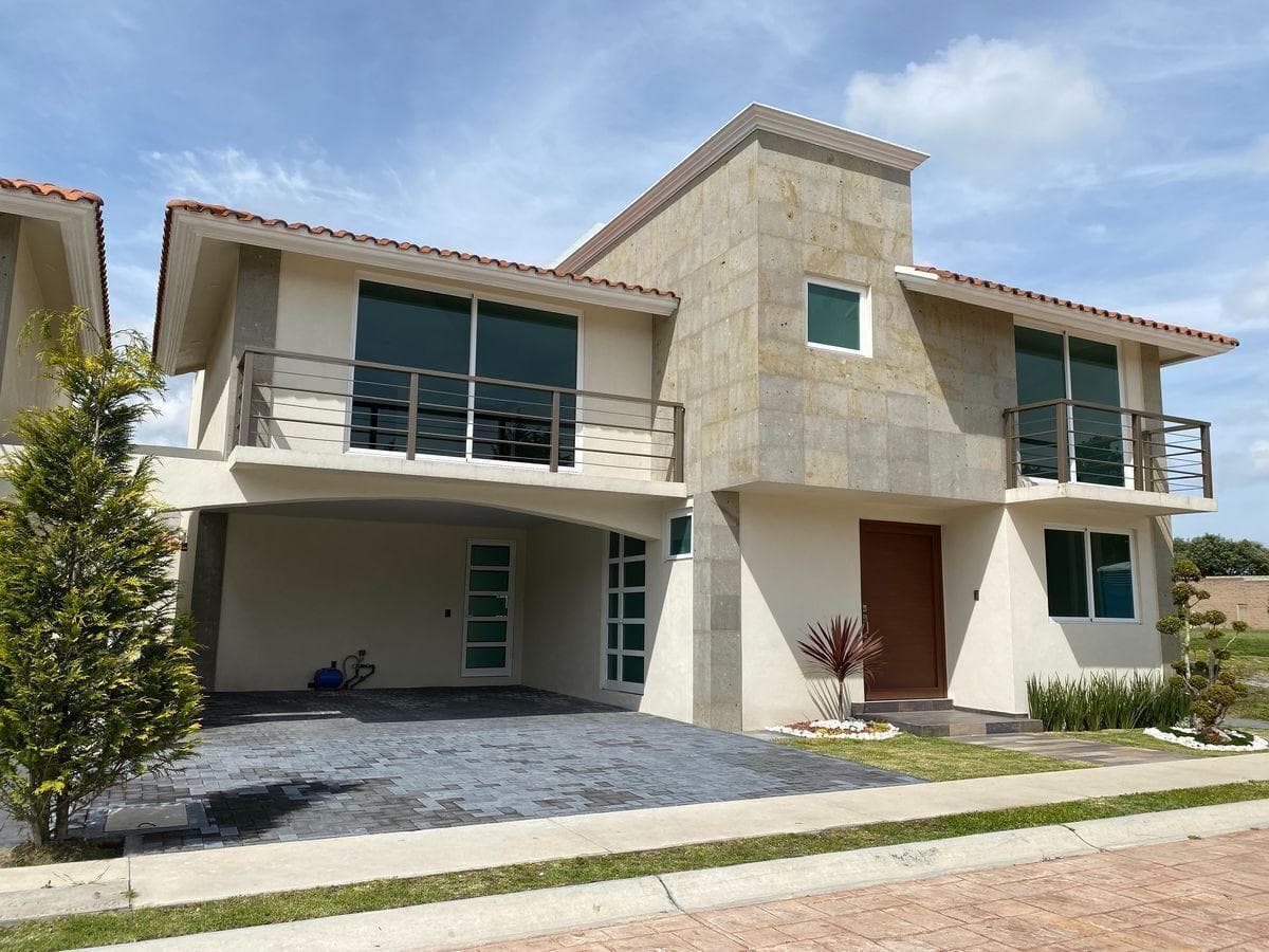 FP CASA EN VENTA EN METEPEC, RESIDENCIAL GRAN QUINTA - 1