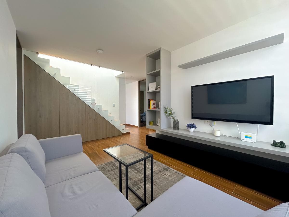 Casa en Venta en Metepec con Roof Garden a 2 min de Av Las Torres - 1