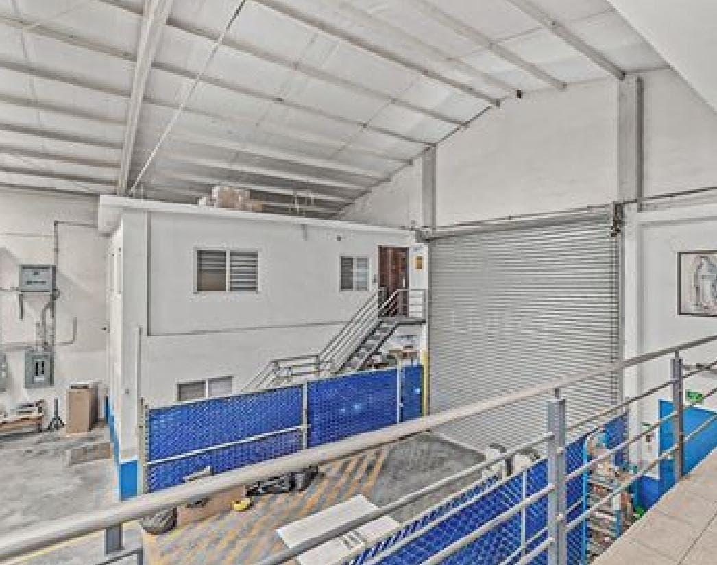 Bodega en renta de 1050 metros Guadalupe Nuevo León. - 1