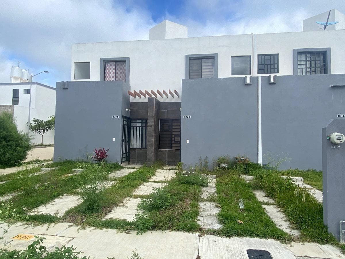 Casa en VENTA en Fraccionamiento Bosques de Sayab, modelo Thai - 1