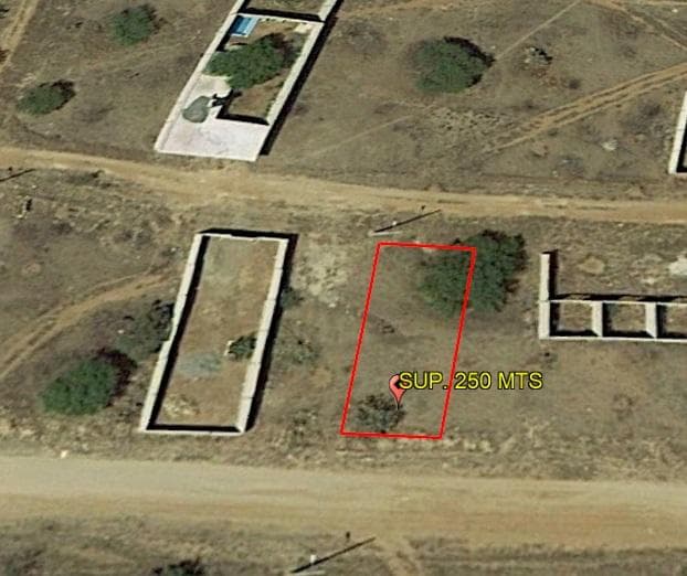 TERRENO EN VENTA EN CENTENARIO TEQUISQUIAPAN CON TITULO DE PROPIEDAD SUP. 250 m2 - 1