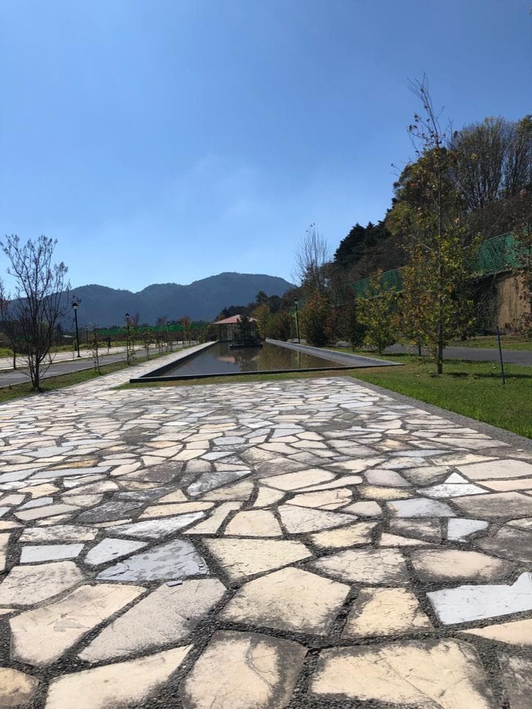 Se VENDE terreno en Fraccionamiento Residencial, en San Cristóbal de las Casas. - 1