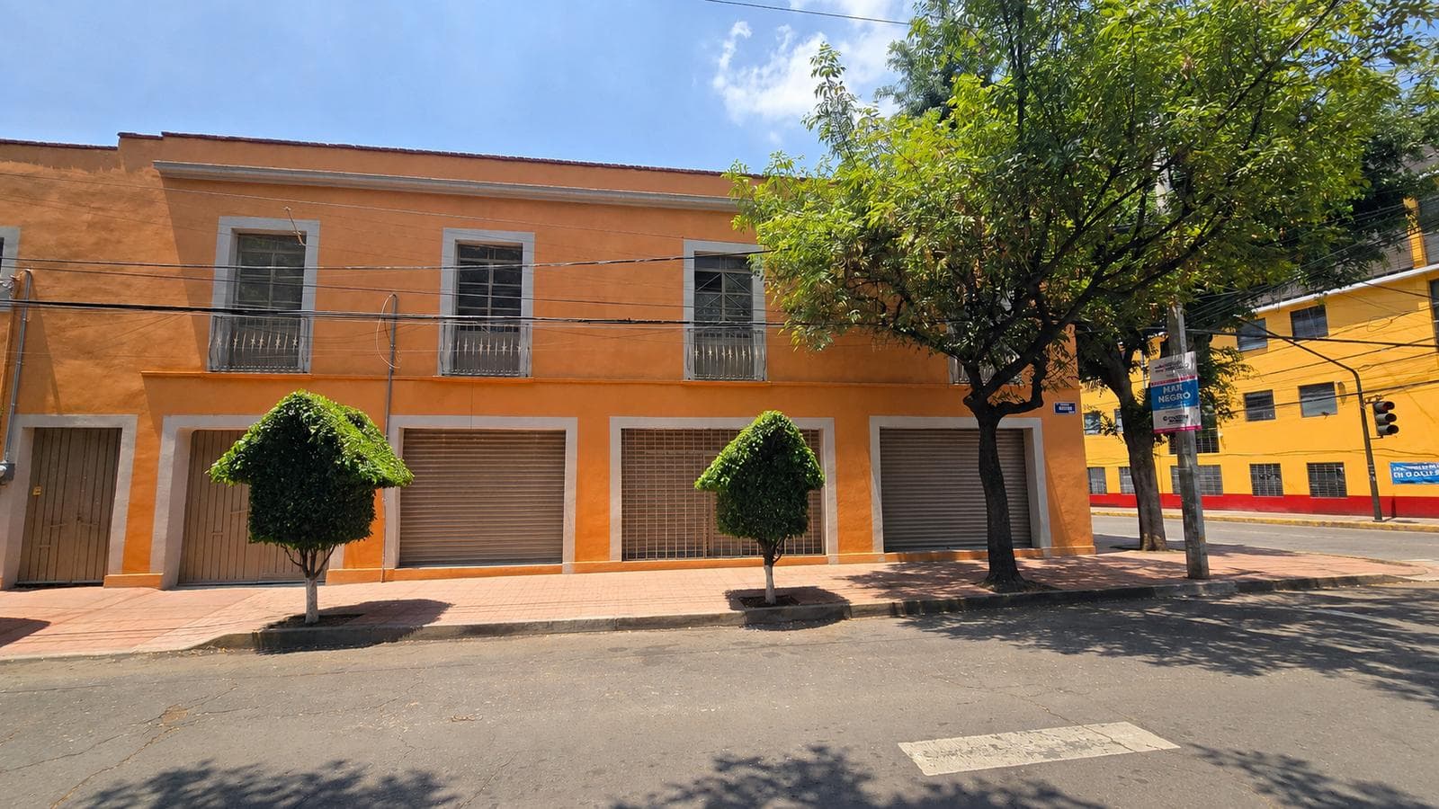 Local Renta Esquina en Tacuba - 1