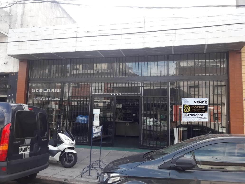 LAPRIDA 3400 - LOCAL - 250 MTS - VILLA MARTELLI - VENDE - - 1