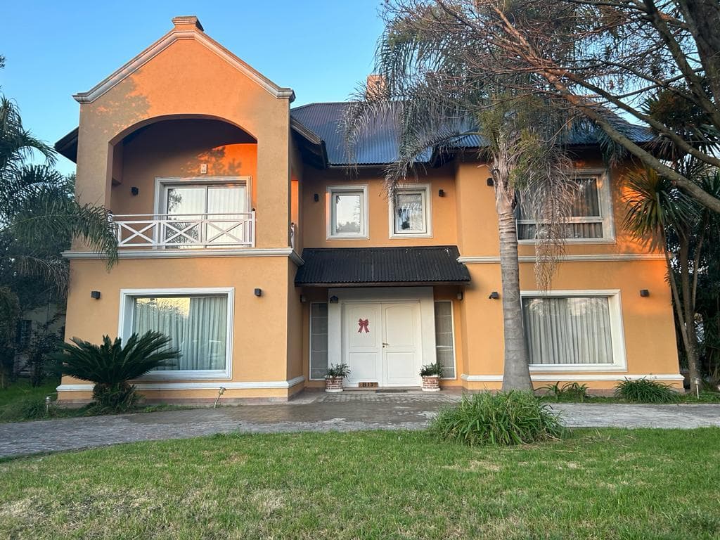 Venta Casa El Nacional Club De Campo General Rodriguez - 1