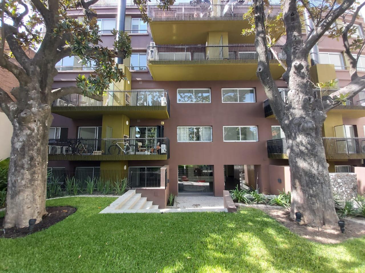 Increíble departamento 2 ambientes con balcón aterrazado con parrilla. - 1