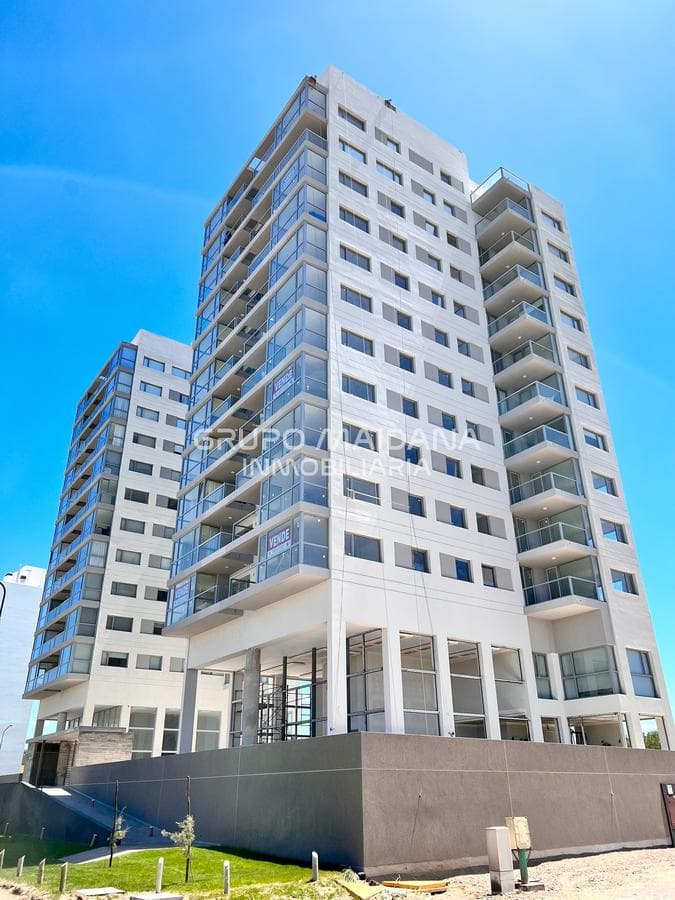 Departamento en venta Costanera del Este Monte Hermoso - 1