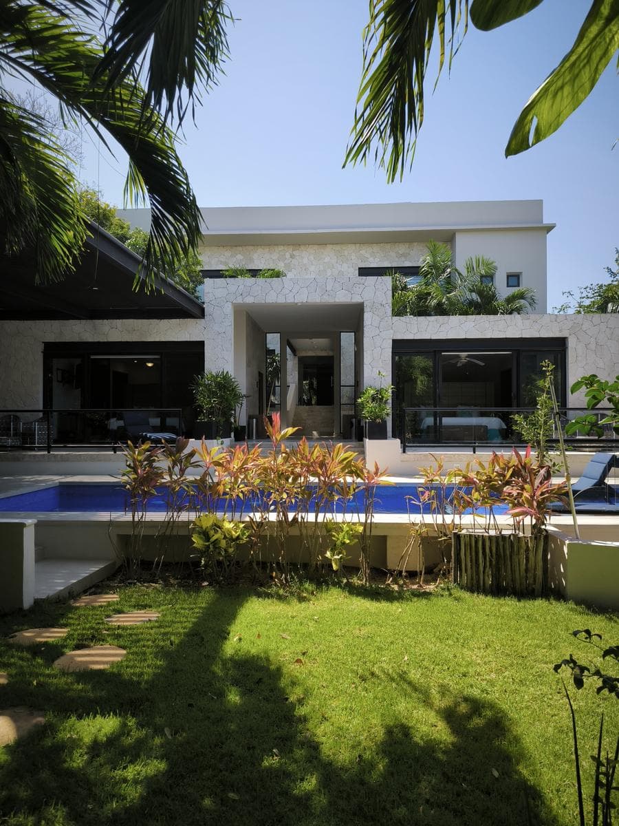 Villa de Lujo en Bahia Principe Country Club - mas de 600 m2 - 6 recamaras - 1