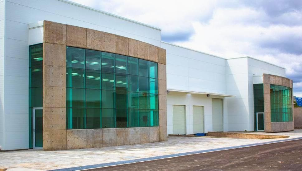 NAVE INDUSTRIAL EN RENTA - 1