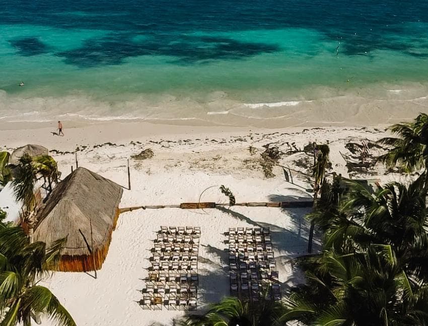 TERRENO EN VENTA EN 1A LINEA DE PLAYA PUERTO MORELOS - 1