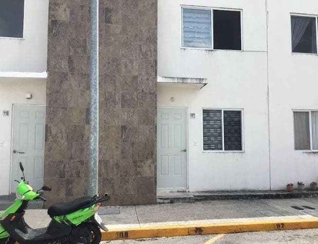 Casa en Venta – Los Olivos II, Playa del Carmen - 1
