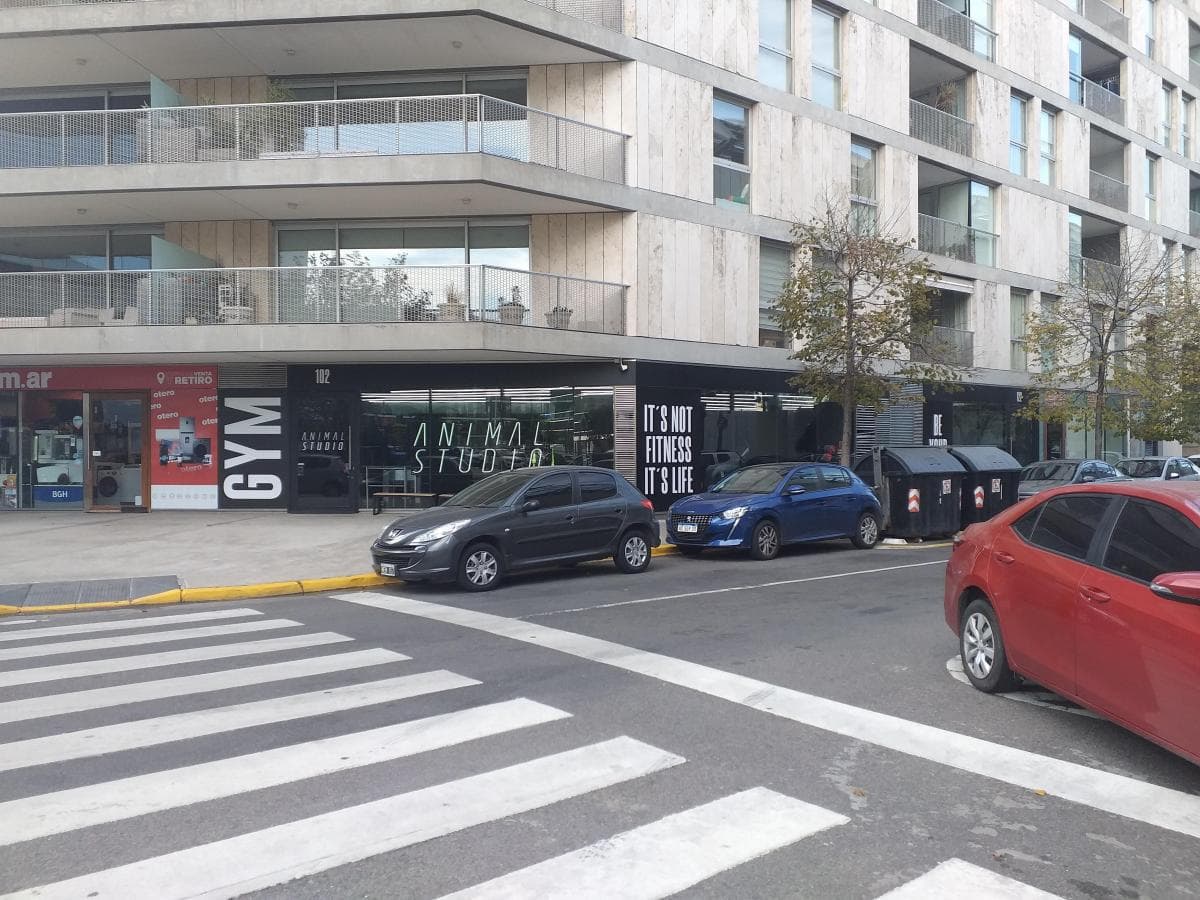 Local en Esquina en Forum Puerto Madero, 440m2 - 1