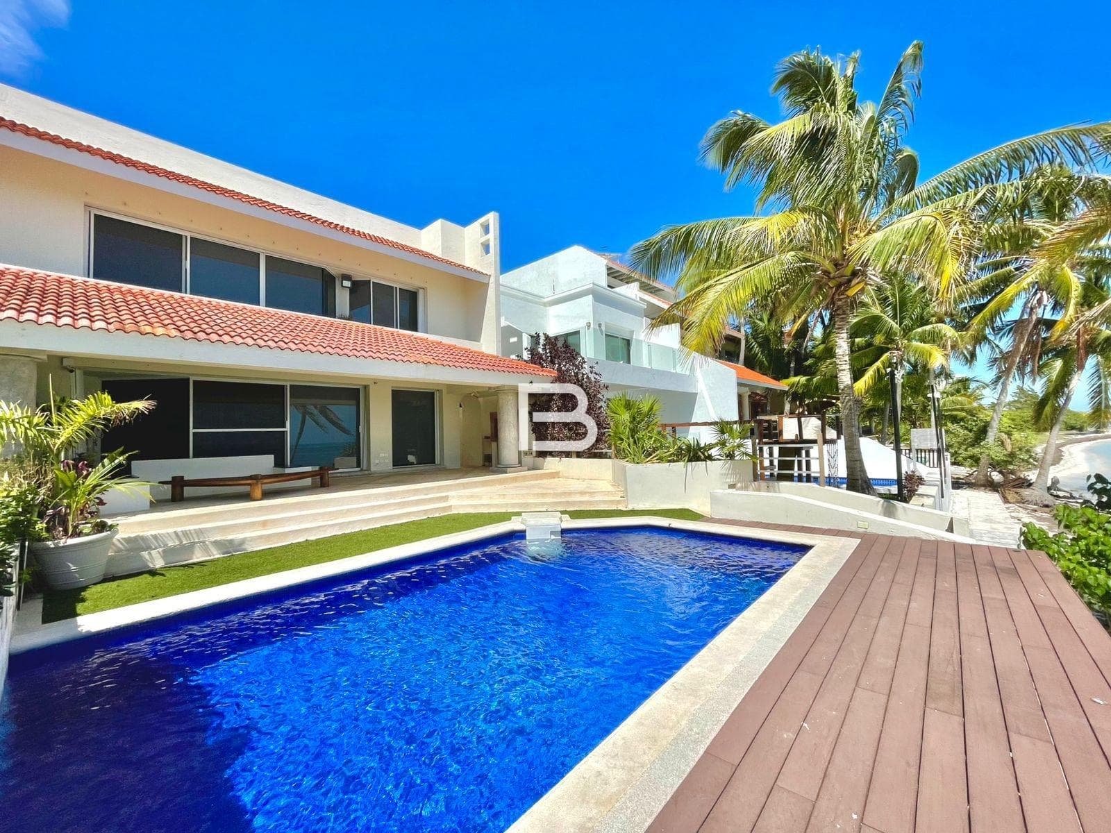 Casa En Renta En Zona Hotelera Frente Al Mar - 1