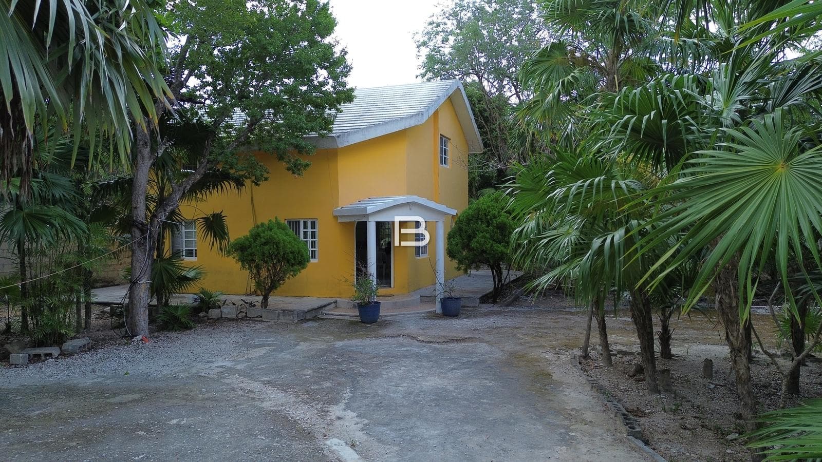 Casa en Residencial Cumbres - 1