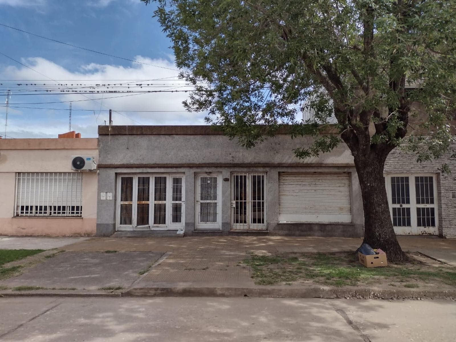 VENTA CASA CENTRO ALCORTA CON LOCAL - 1