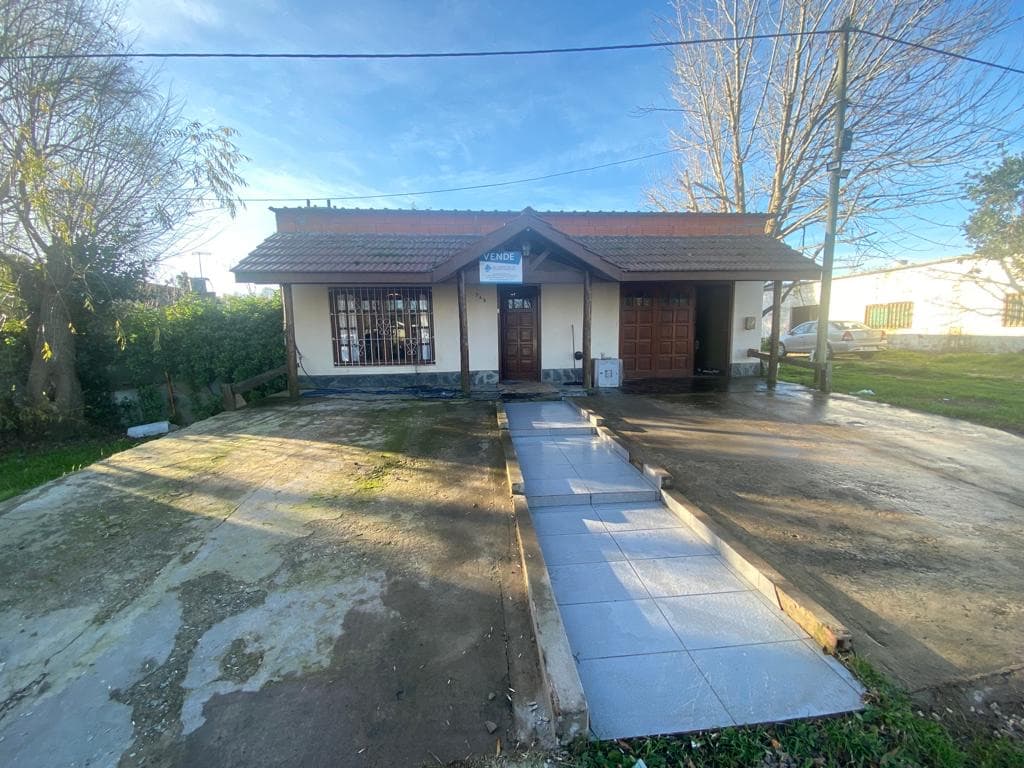 Casa en venta en General Madariaga - 1
