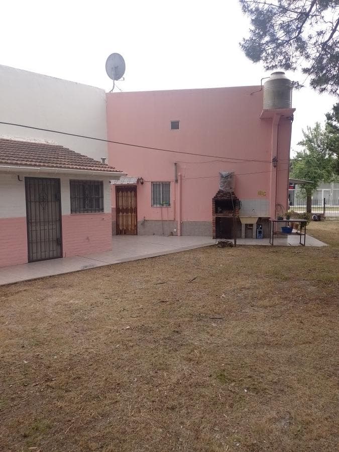 Casa en venta - 2 dormitorios 2 baños - patio - 400 mts2 - San Clemente Del Tuyú - 1