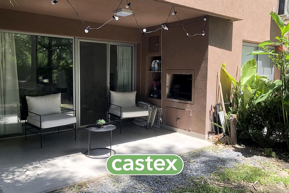 Departamento 3 ambientes con jardín en venta en Pilar. Acepta permuta - 1