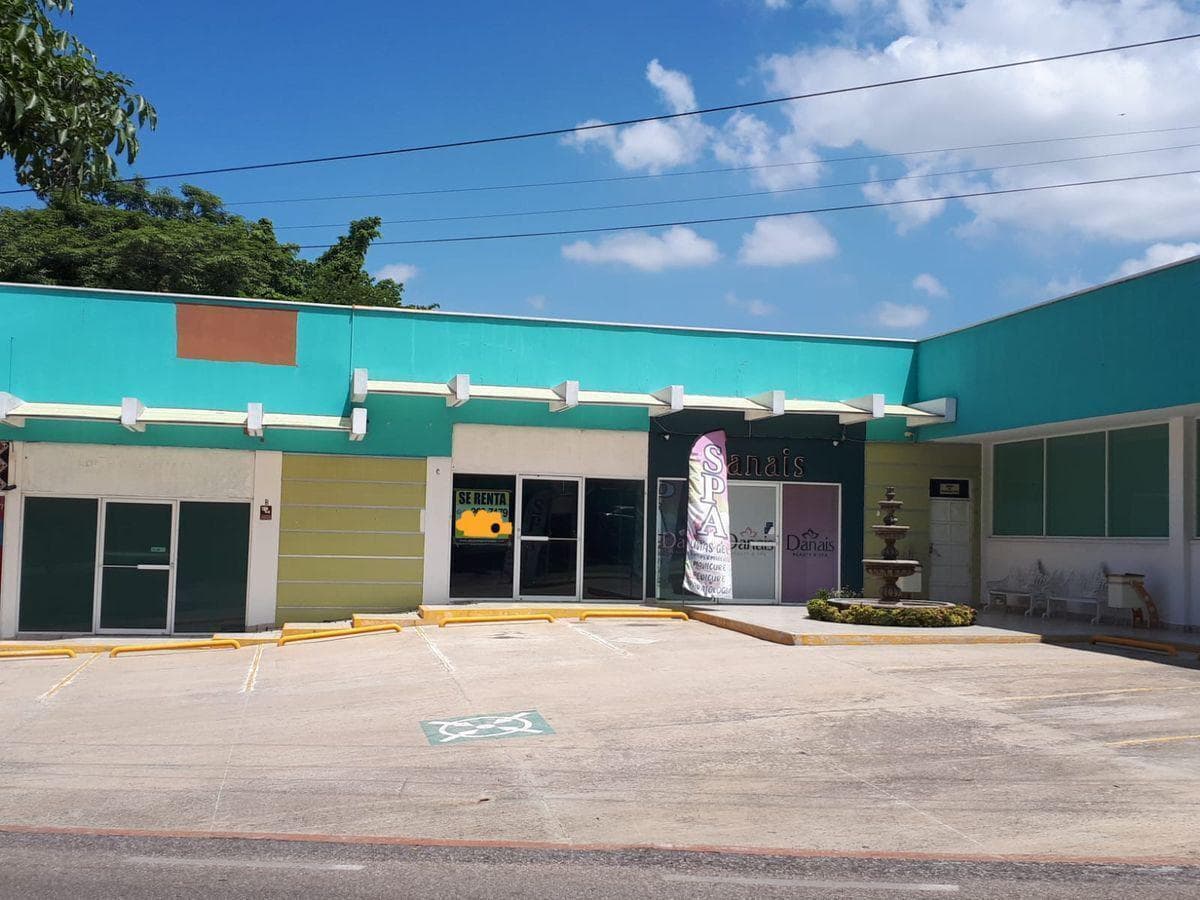 LOCAL COMERCIAL EN RENTA en fraccionamiento La Salle - 1