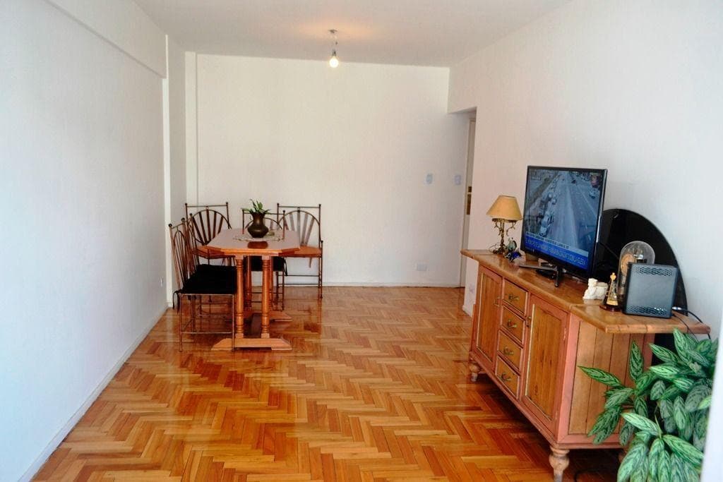 Depto 3 amb con balcon y palier privado en venta en Caballito - 1