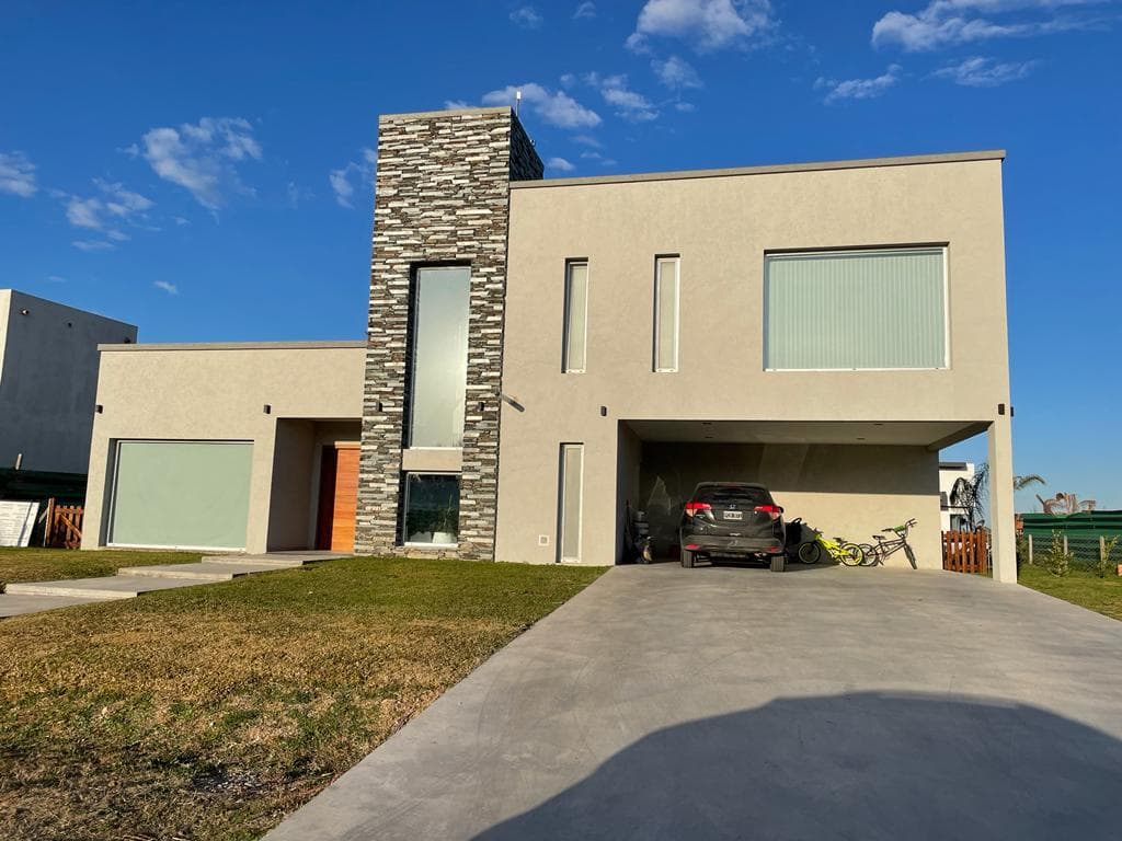 Venta de Casa en El Principado - 1
