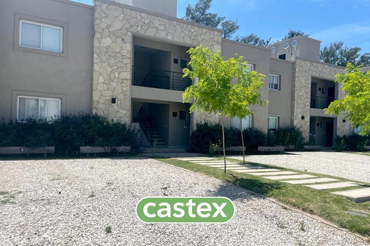Departamento en venta en La Agustina, Pilar - 1