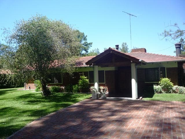 CASA EN VENTA CLUB DE CAMPO EL MORO, MARCOS PAZ - 1