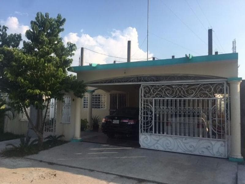 CASA EN VENTA - 1