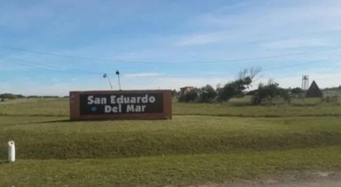 Terreno en venta - 15x30 - 450mts2 totales - San Eduardo Del Mar - 1