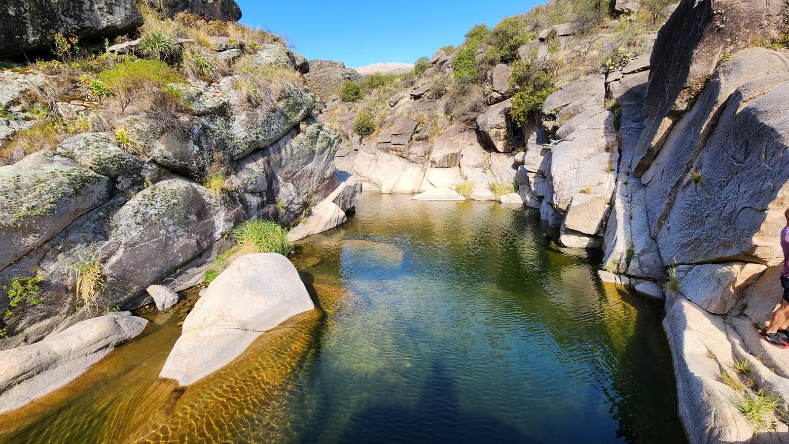 PARAÍSO Traslasierra, CBA. Fracción de 107 Has. c/ escritura entre 2 ríos de agua cristalina, Paisajes de ensueño. - 1
