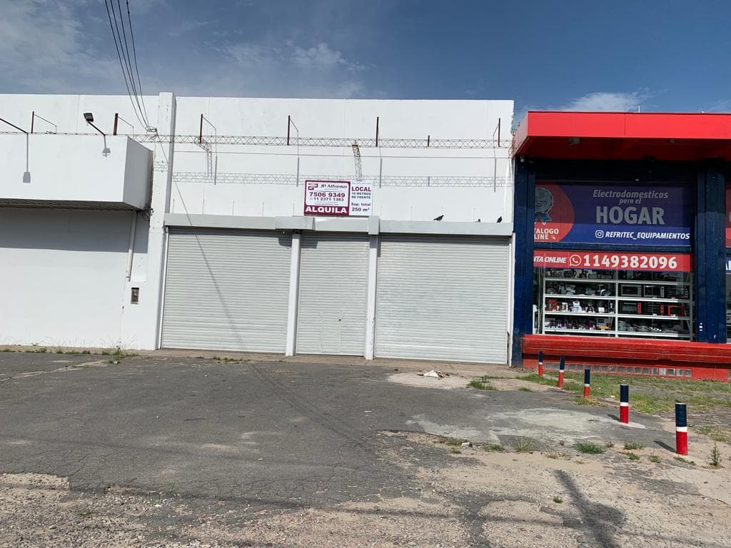 Local en Florencio Varela - 1