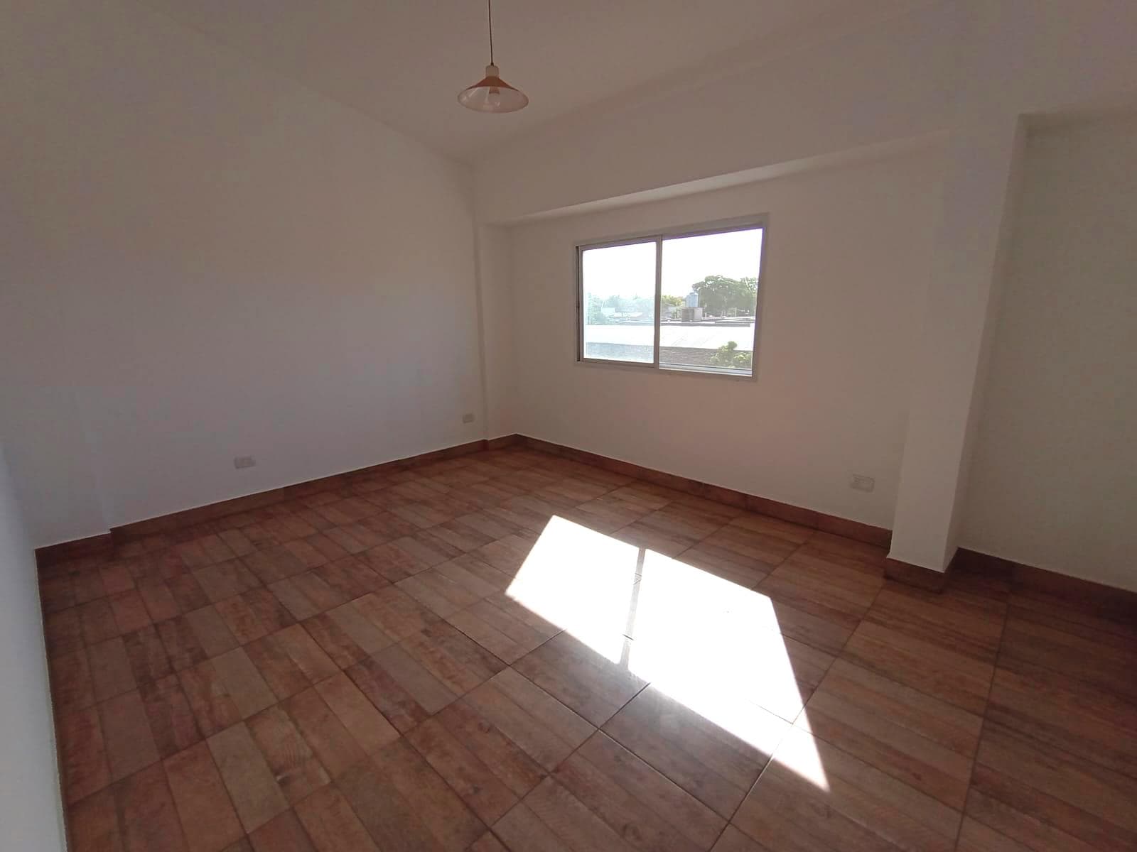 Departamento en Florencio Varela, cerca del Cruce Varela - 1