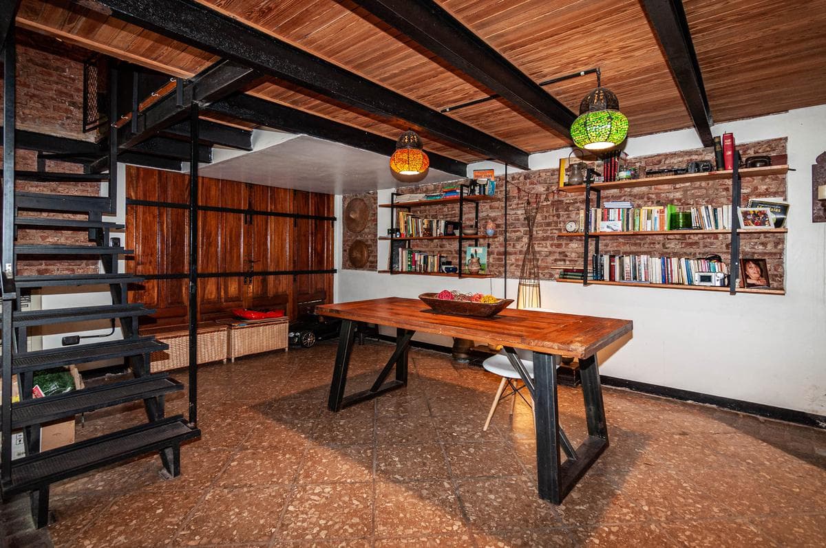 EN VENTA , CASA 5 ambientes con terraza , Villa Santa Rita - 1
