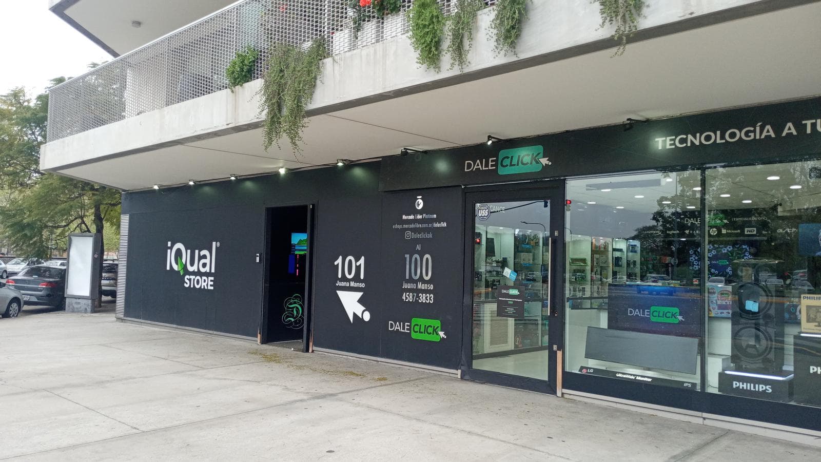 Local en Esquina en Forum Puerto Madero, 440m2 - 1