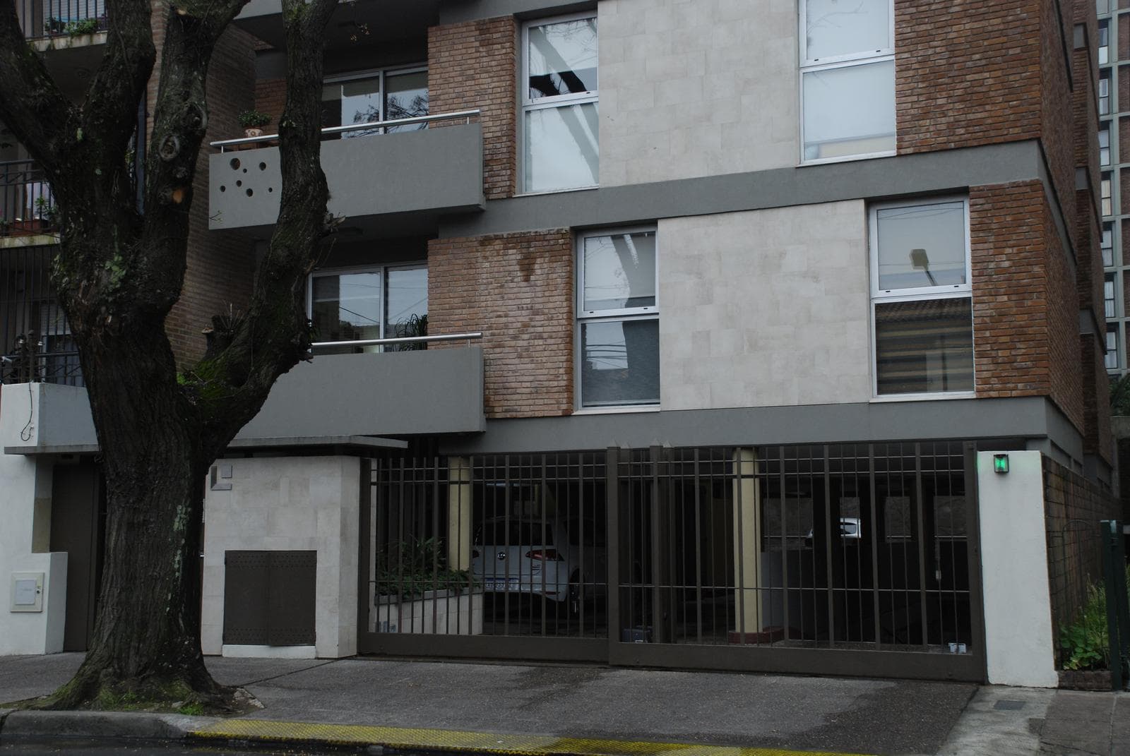 Departamento en Mart.-Vias/Santa Fe - 1