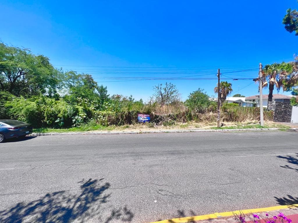 Terreno Residencial Grande Venta, Villas de Irapuato, Irapuato, Gto. - 1
