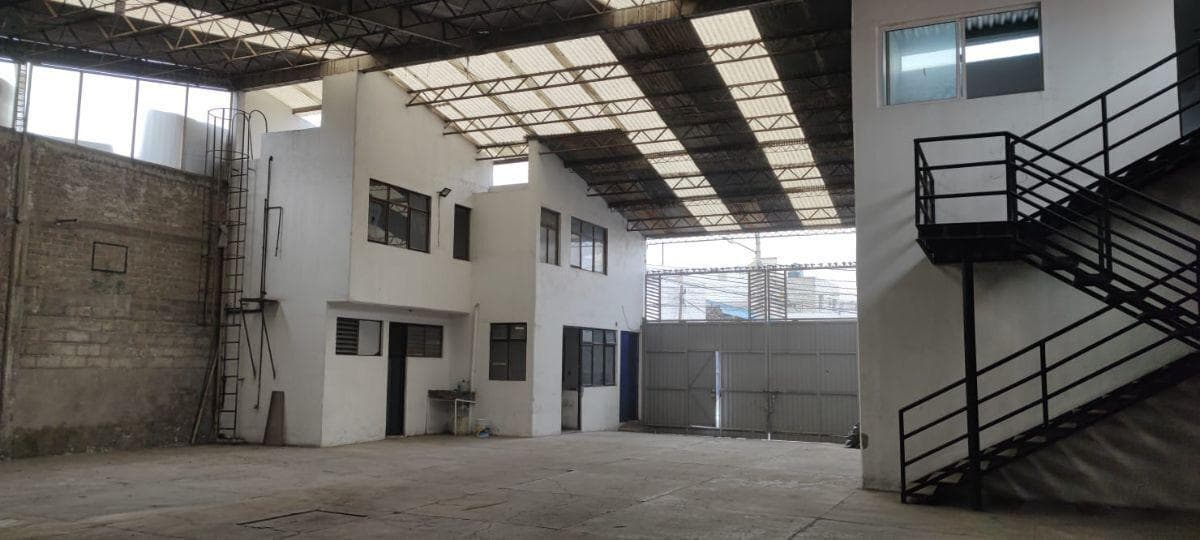 Bodega Industrial en Renta en Atizapan - 1