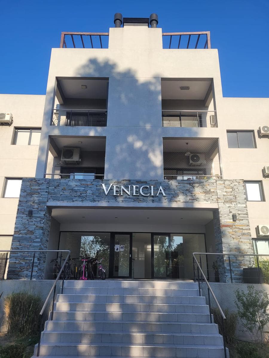 Departamento en Maria Eugenia Residences and Village - 1