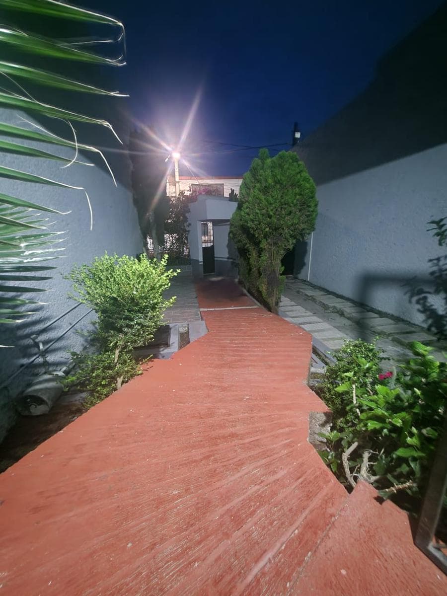 CASA EN VENTA EN TENANGO DEL VALLE , CERCA DEL CENTRO. - 1