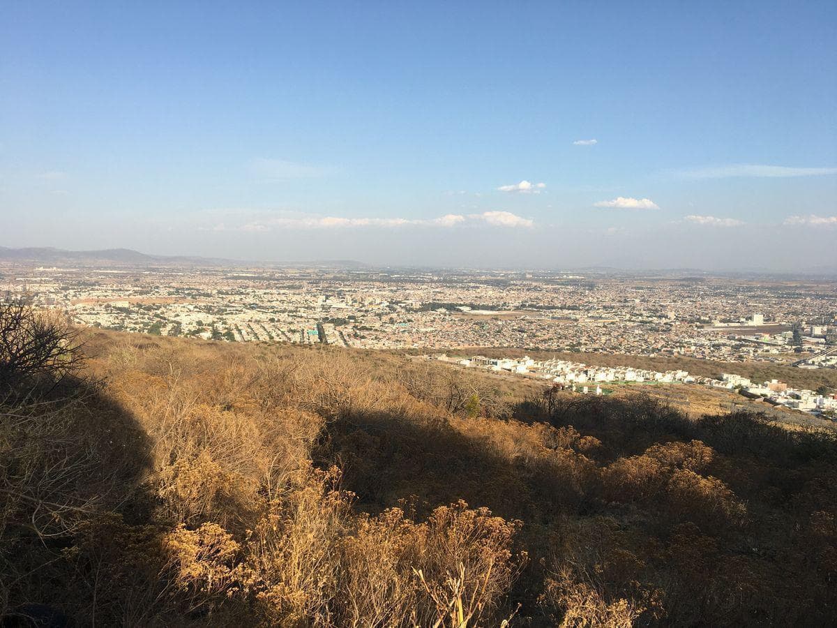 Terreno en venta en Lomas del Pedregal - 1