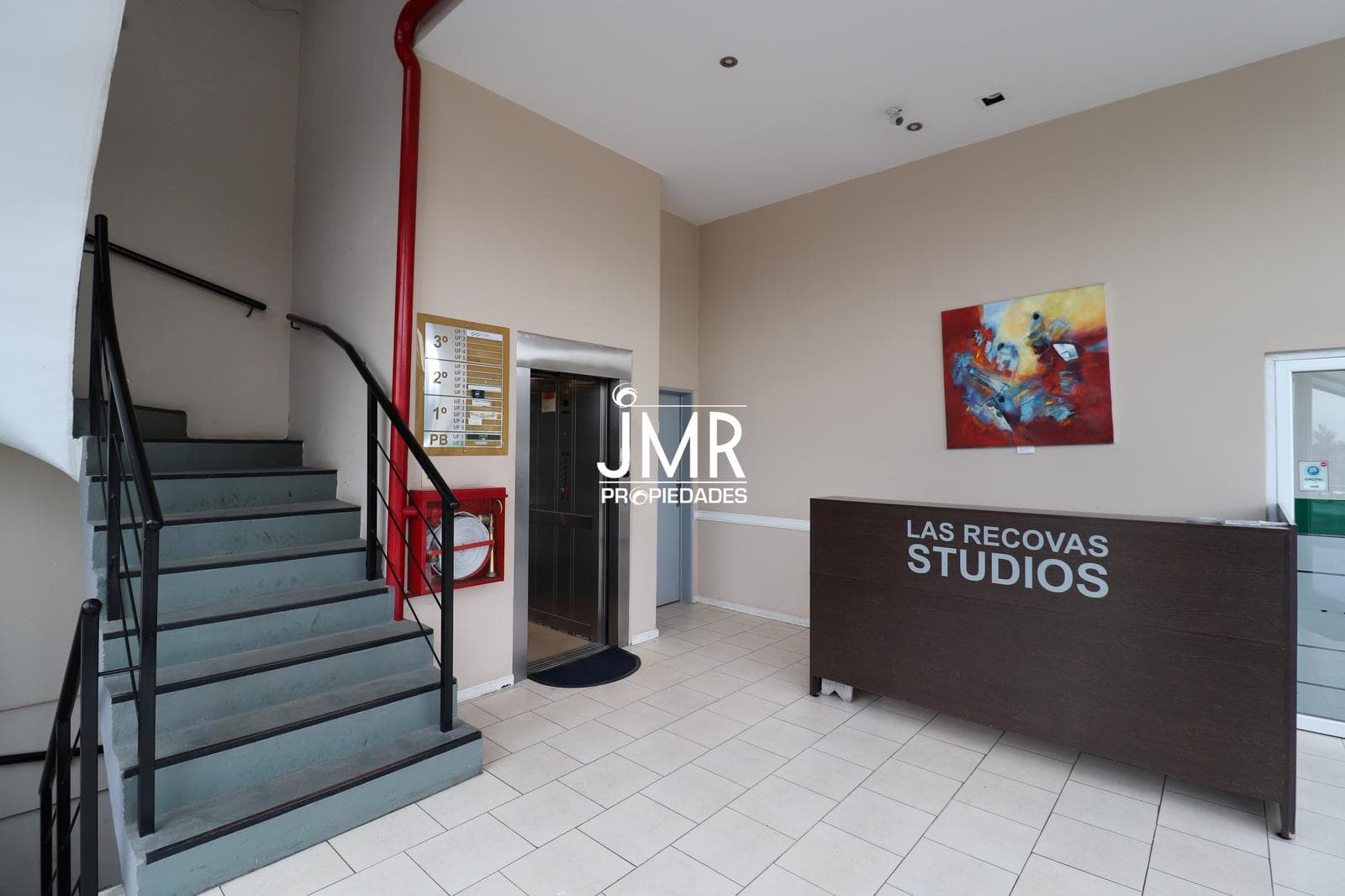 JMR Propiedades Edificio Recovas Studios Excelente Oficina en Venta - 1