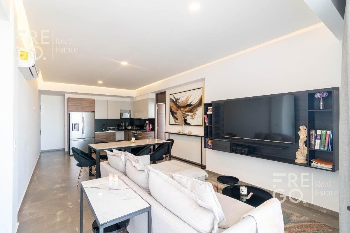 Departamento en renta en Altivez Chapalita (Con vista al matute/RIU) Av. Lázaro - 1