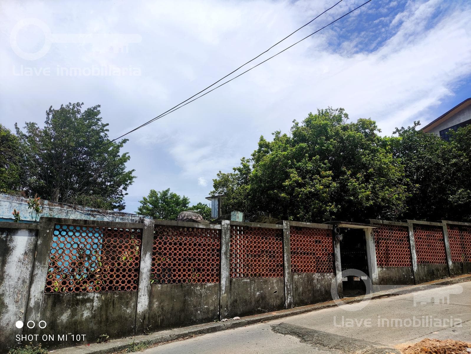 Terreno residencial en venta en calle Damián Carmona, Col. Obrera, en Minatitlán, Veracruz. - 1